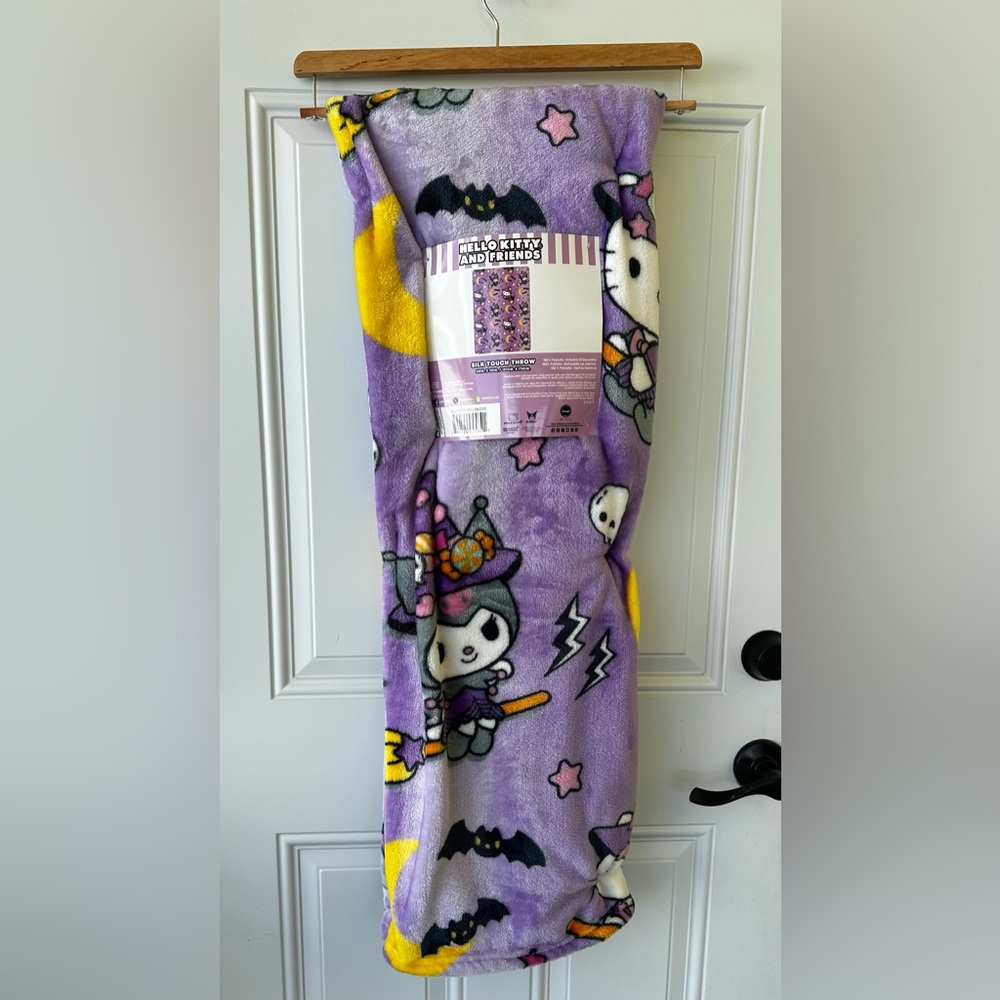 Hello Kitty and friends Halloween Purple Blanket